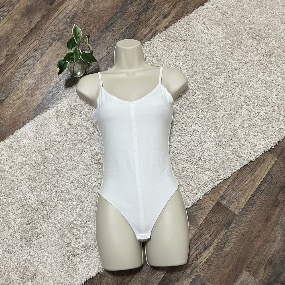 Everlane Size XS White V-Neck Sleevless Thong The Cami Bodysuit